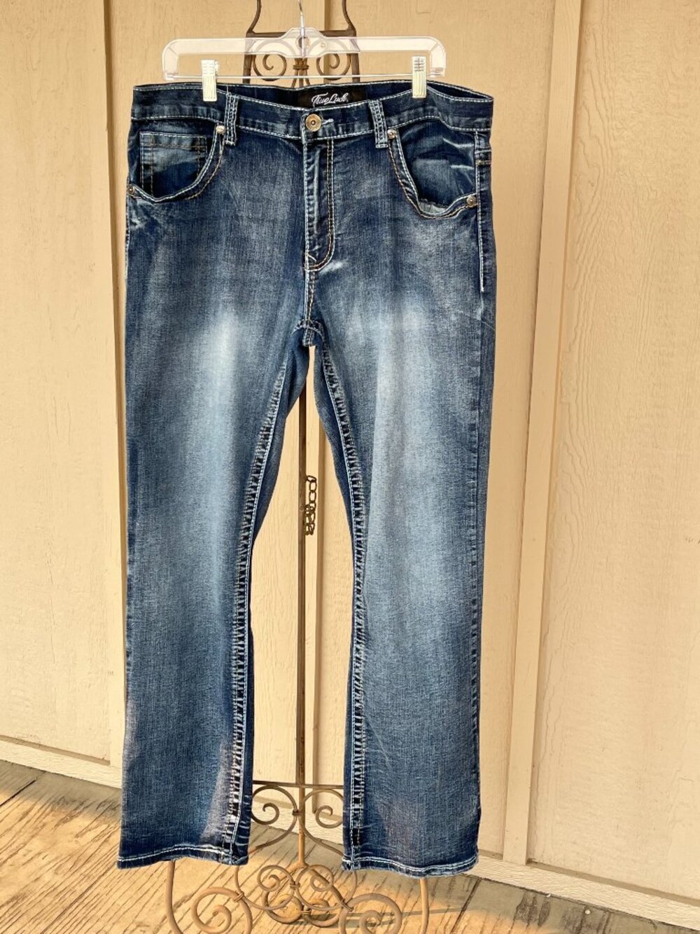 True Luck Mens Jeans Thick Stitch Denim Faded Wash Straight Leg Everyday 36x32